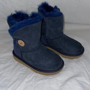 UGGs